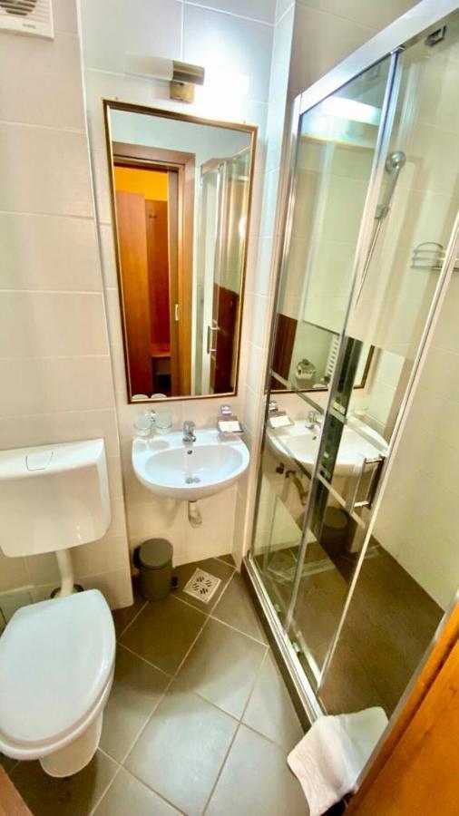 Hotel Termal Geoagiu Băi Buitenkant foto