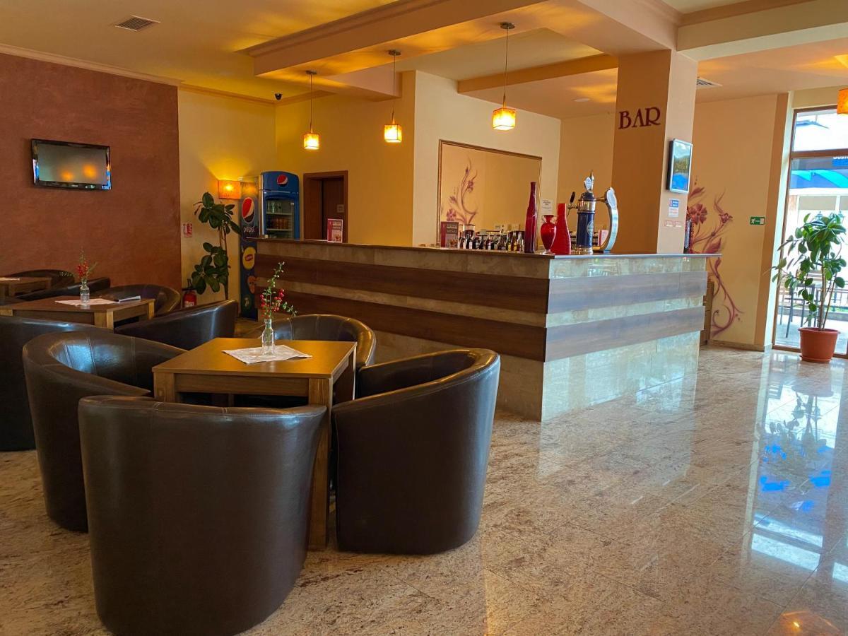 Hotel Termal Geoagiu Băi Buitenkant foto
